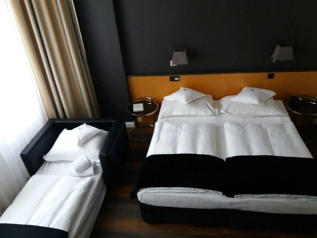 ***  Hotel Lindenhof Düsseldorf Németország